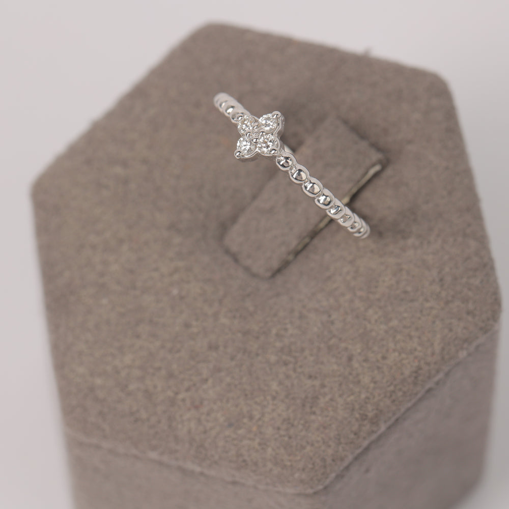 Four-Petal Flower Ring